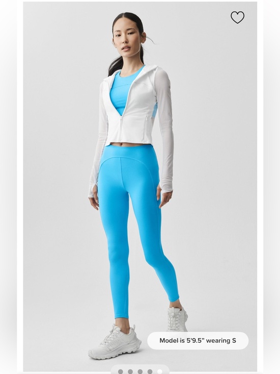ALO Yoga Jackets & Blazers - NWT Alo Softsculpt Superset Full Zip Jacket - White - Medium SOLD OUT